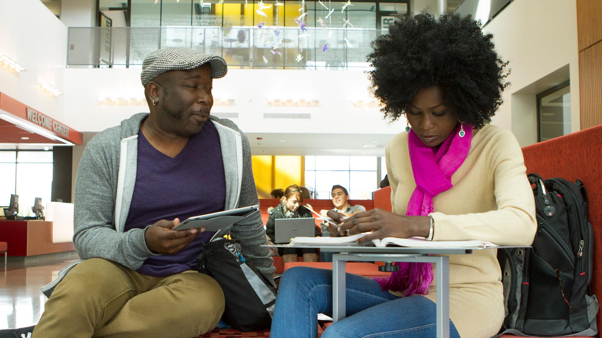 英雄联盟博彩竞猜 CNF Lobby